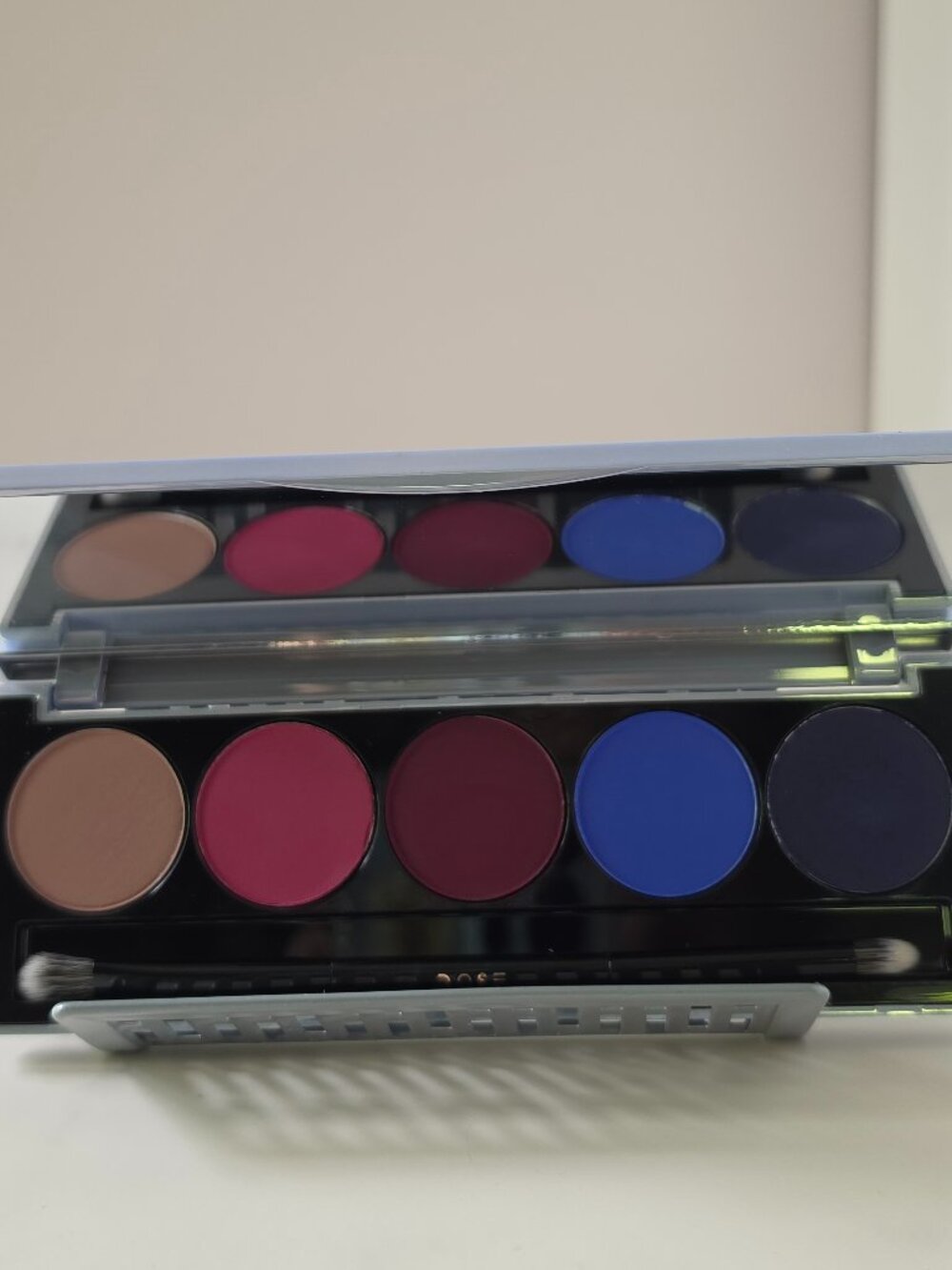 Dose of Colors Snow Angels Limited Edition Palette